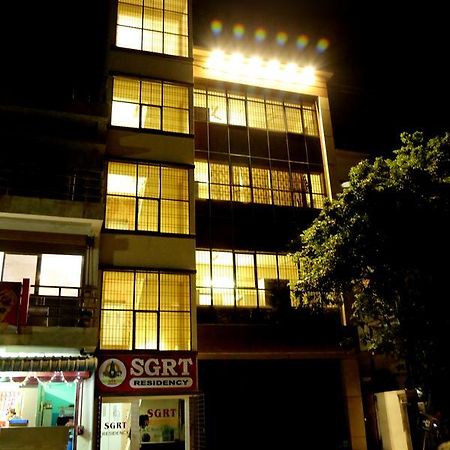 Hotel Sgrt Residency Vellore Esterno foto