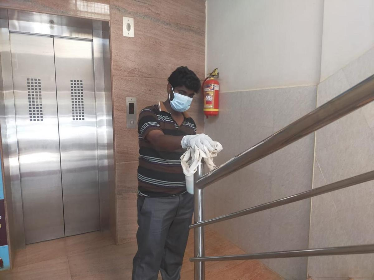 Hotel Sgrt Residency Vellore Esterno foto