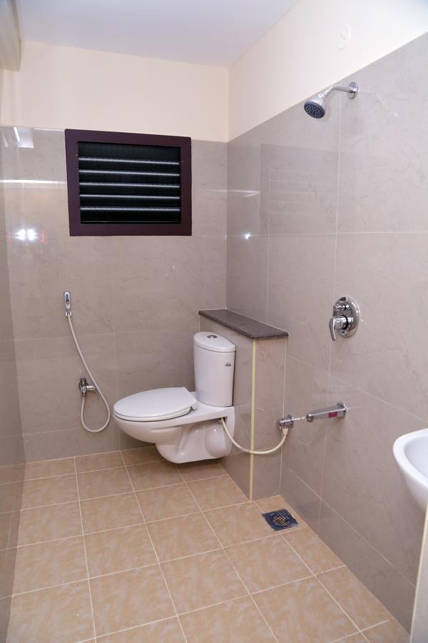 Hotel Sgrt Residency Vellore Esterno foto
